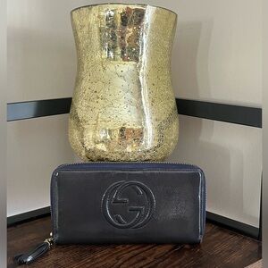 AUTHENTIC GUCCI VINTAGE Solo Navy Blue Wallet 🔥 🔥